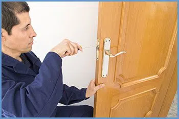 State Locksmith Services Denver, CO 303-729-3952 State Locksmith Services Denver, CO 303-729-3952 - 1-locksmith-service